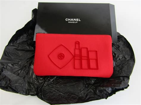 chanel make-up tasje rood|chanel matte lipstick.